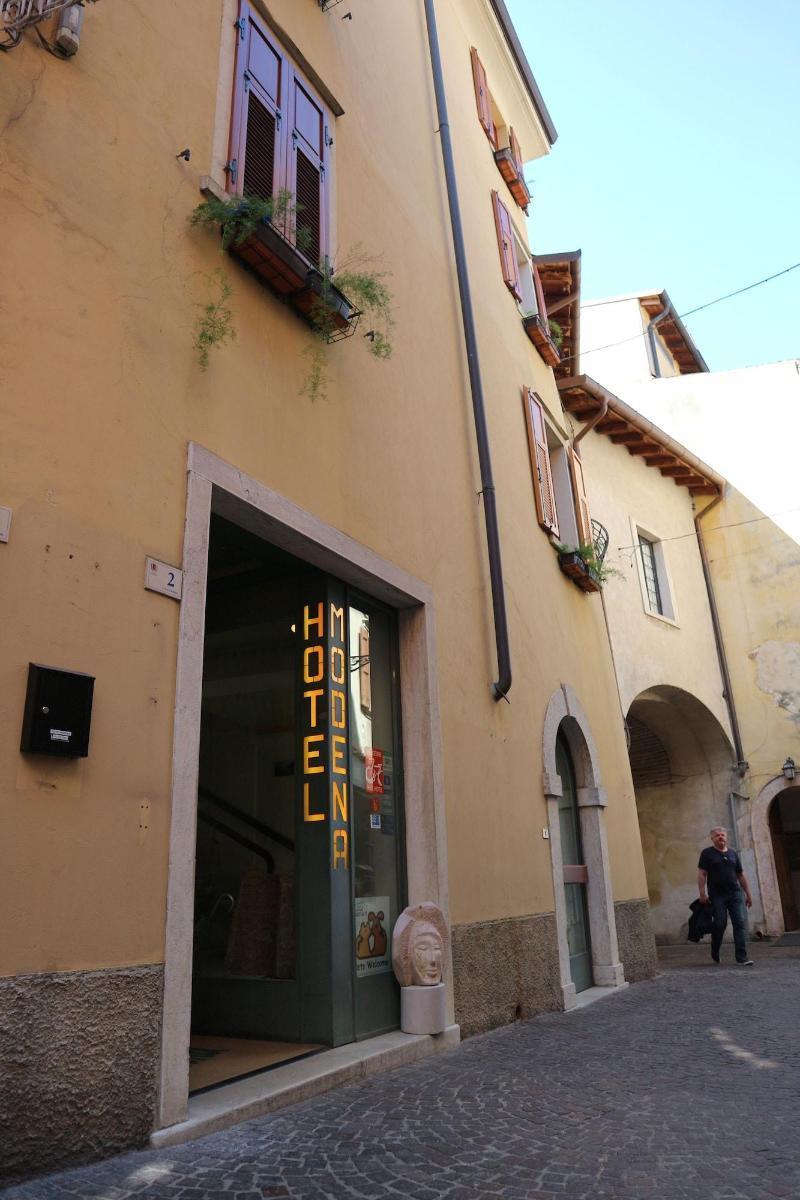Hotel Modena Old Town Malcesine Dış mekan fotoğraf