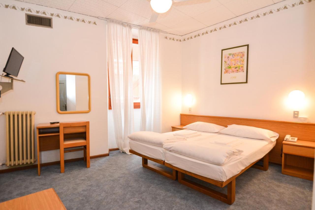 Hotel Modena Old Town Malcesine Dış mekan fotoğraf