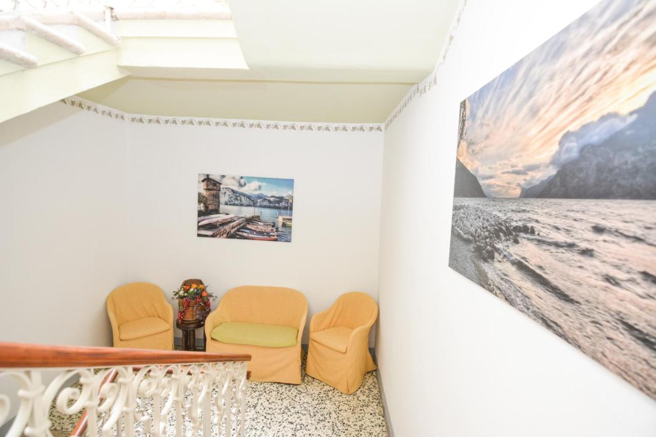 Hotel Modena Old Town Malcesine Dış mekan fotoğraf
