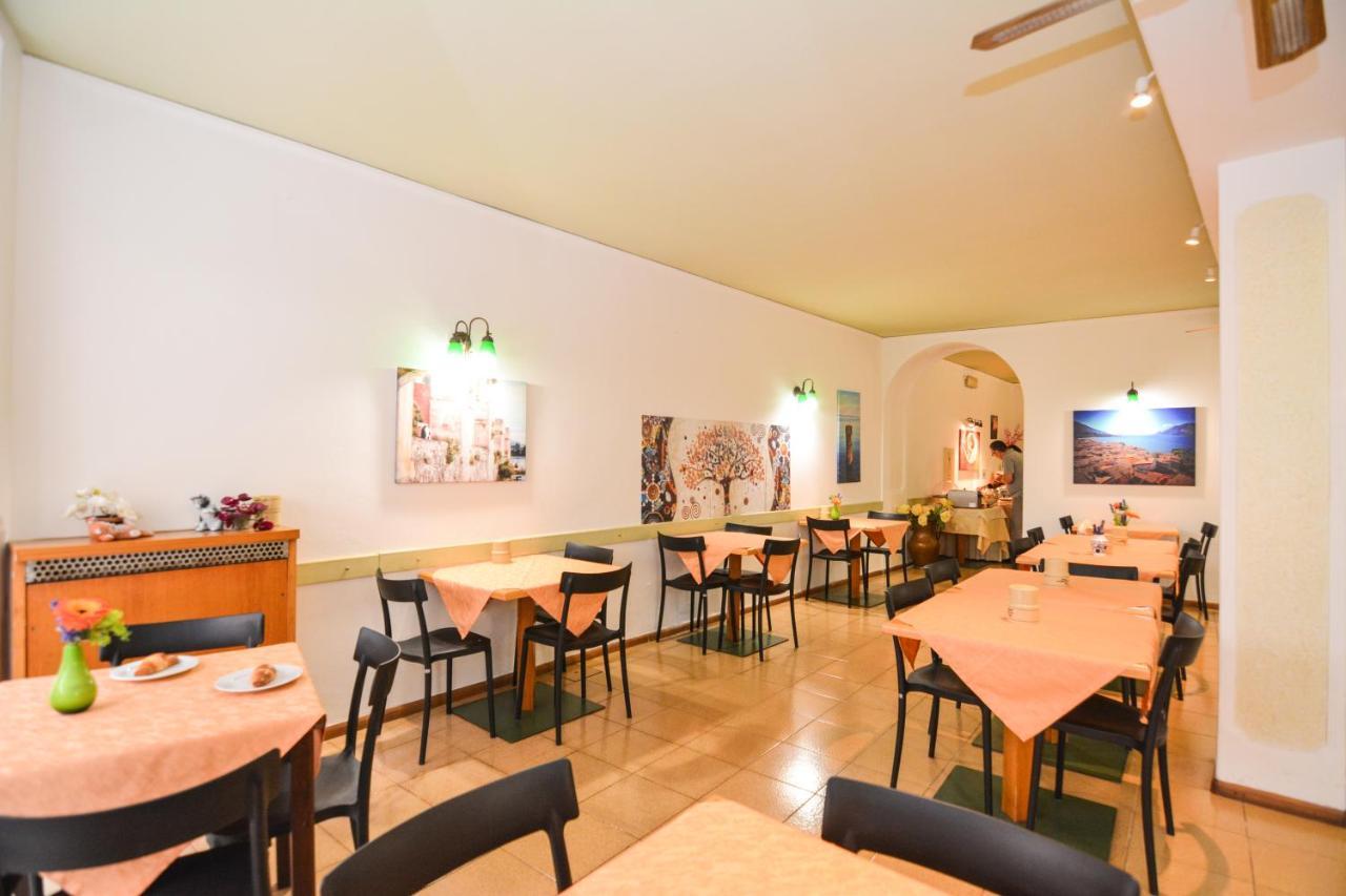 Hotel Modena Old Town Malcesine Dış mekan fotoğraf