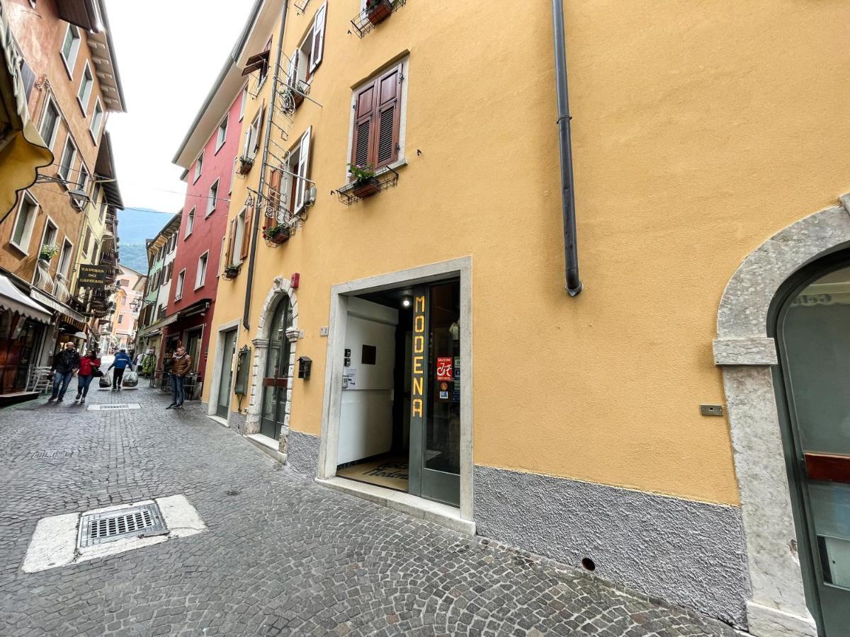 Hotel Modena Old Town Malcesine Dış mekan fotoğraf