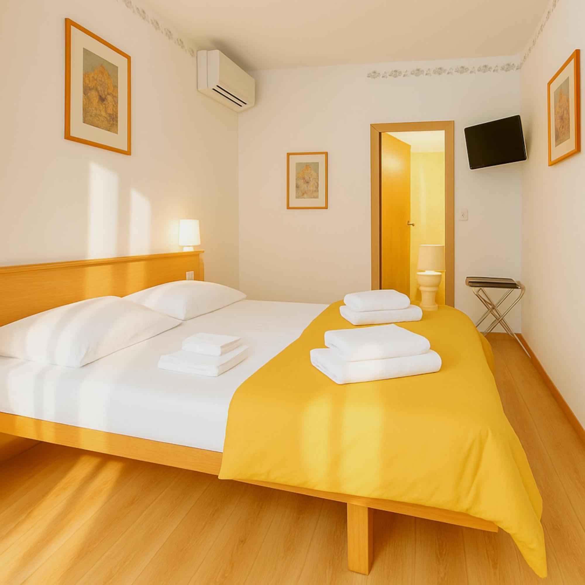 Hotel Modena Old Town Malcesine Dış mekan fotoğraf
