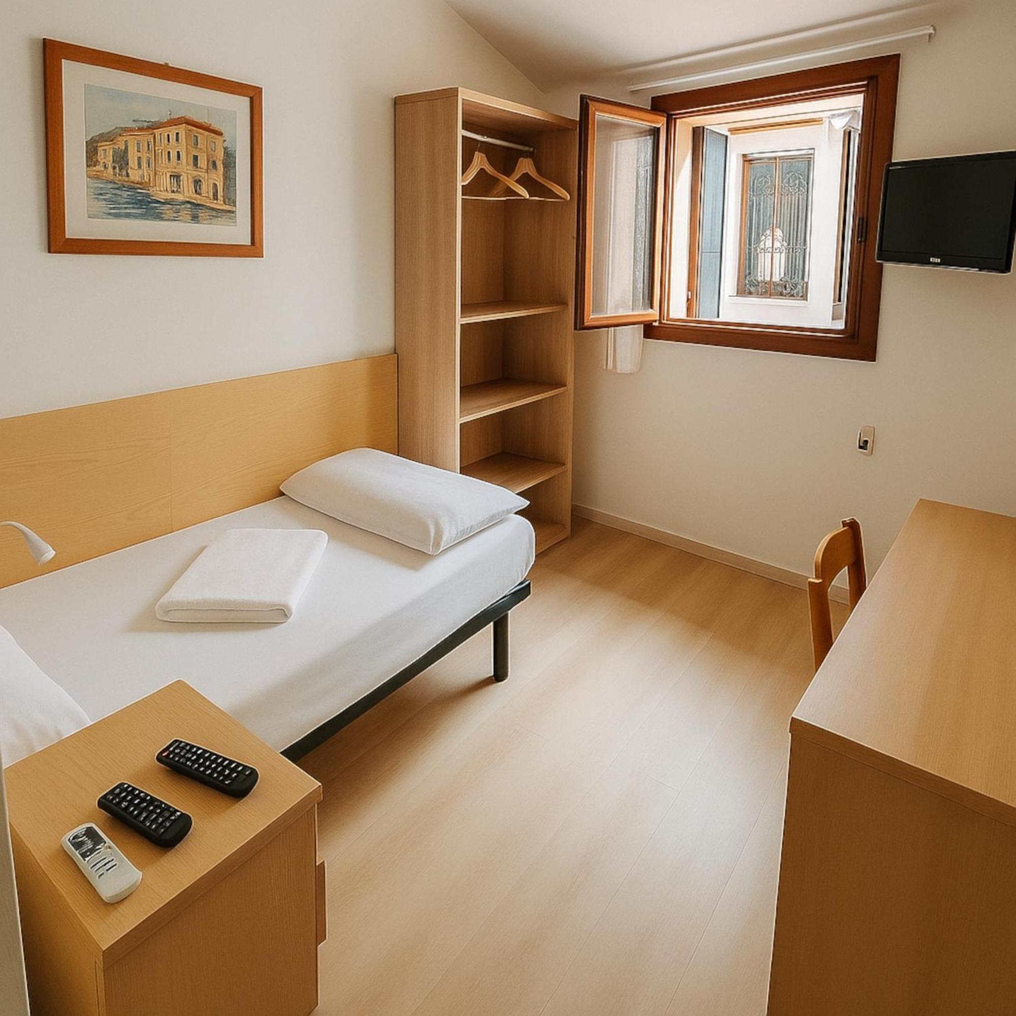 Hotel Modena Old Town Malcesine Dış mekan fotoğraf