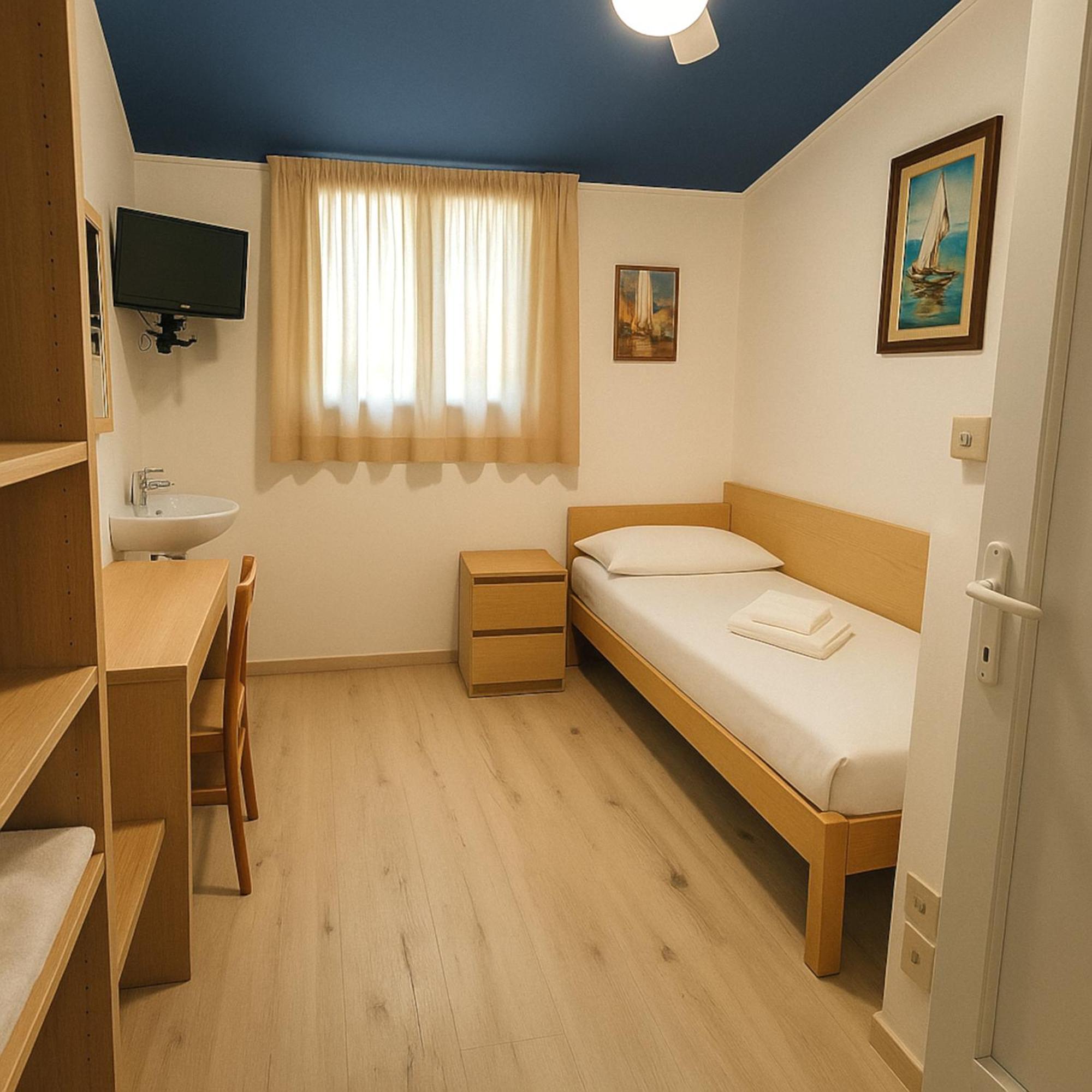 Hotel Modena Old Town Malcesine Dış mekan fotoğraf