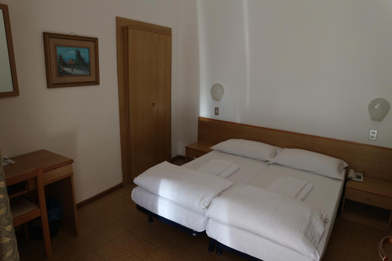 Hotel Modena Old Town Malcesine Dış mekan fotoğraf