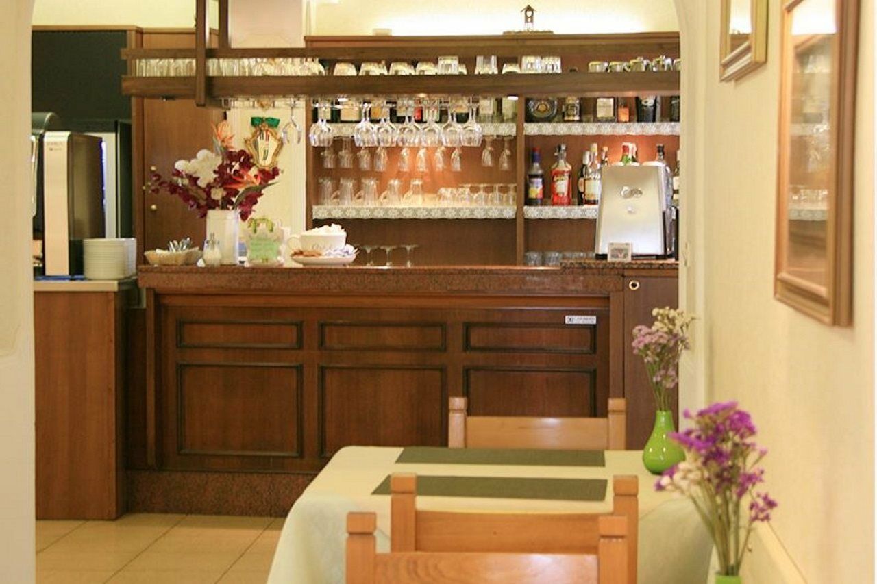 Hotel Modena Old Town Malcesine Dış mekan fotoğraf