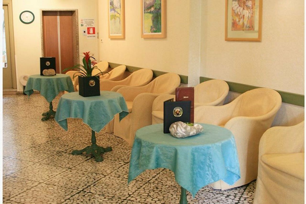 Hotel Modena Old Town Malcesine Dış mekan fotoğraf