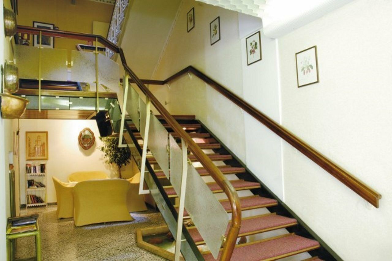Hotel Modena Old Town Malcesine Dış mekan fotoğraf
